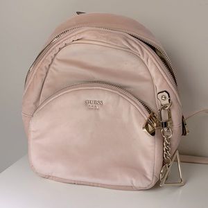 CUTE MINI GUESS BACKPACK <3